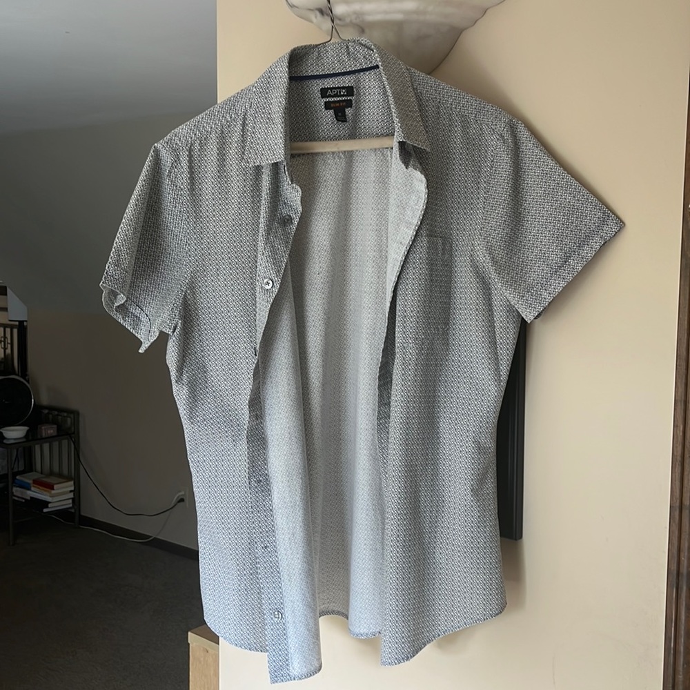 Slim Fit Short Sleeve Dress Shirt